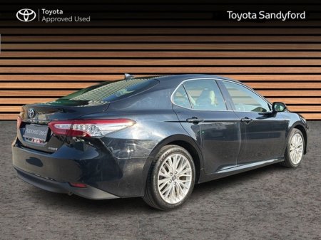 2019 Toyota Camry - thumbnail 2