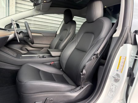 2021 Tesla Model 3 - thumbnail 4