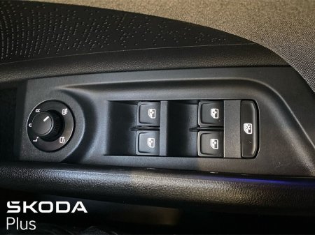 2023 Skoda Enyaq - thumbnail 23