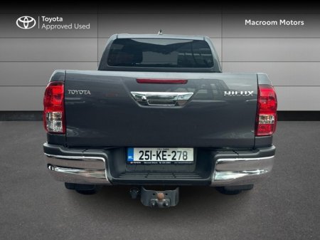 2025 Toyota Hilux FRESH SELECTION OF TRADE-INS HILUX 2.4 SR5 D/CAB AUTO €48,000 thumbnail