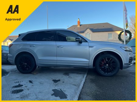 2021 Volkswagen Touareg COMMERCIAL 3.0 TDI 4M 231HP 5 5DR AUTO €49,138 thumbnail