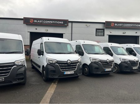 2022 Renault Master LM35 BUSINESS+ BLUE BUSINESS PLUS DCI thumbnail