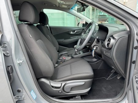 2022 Hyundai Kona - thumbnail 10