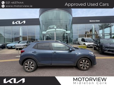 2022 Kia Stonic 1.0 K2 1 lady owner, reversing camera, Parking sensors, Bluetooth, Multifunctional steering, 3 years warranty, full service history