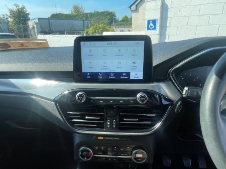 2020 Ford Kuga - thumbnail 15