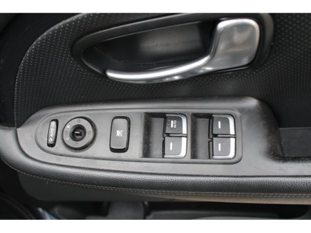 2013 Kia Carens - thumbnail 11