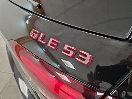 2025 Mercedes-Benz GLE Class - thumbnail 6