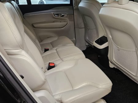 2019 Volvo XC90 B5 (235hp) AWD Momentum Pro Auto €39,950 thumbnail