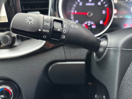 2024 Kia Ceed 1.6 D MHEV GTL MY23 5 €26,950 thumbnail