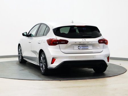 2023 Ford Focus - thumbnail 7