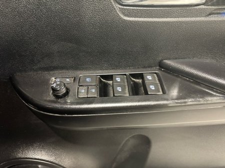 2023 Toyota Hilux 2.8 GR SPORT 4DR A AUTO €41,420 thumbnail