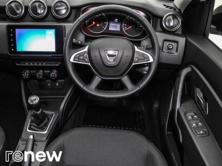 2022 Dacia Duster 1.0 TCe 100 BiFuel Dfull Comfort €19,900 thumbnail