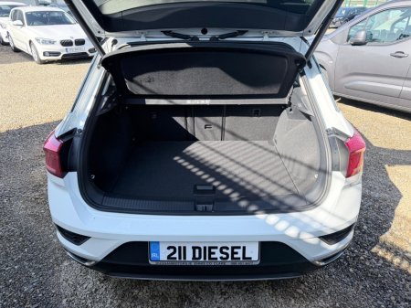 2021 Volkswagen T-Roc - thumbnail 11