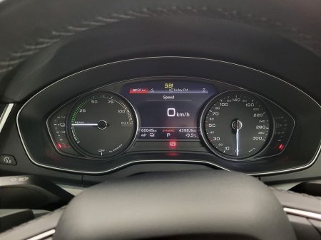 2023 Audi Q5 50 TFSI e 299HP S tronic quattro SE €47,975 thumbnail