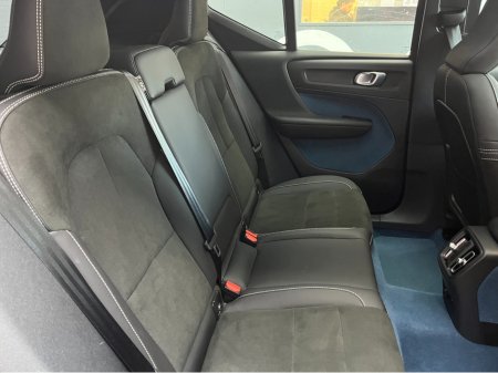 2022 Volvo XC40 2022 VOLVO XC40 EV RECHARGE ULTIMATE AUTOMATIC / CRUISE CONTROL / 360° CAMERA / ELECTRIC MEMORY & HEATED SEATS / PANORAMIC SUNROOF €27,950 thumbnail