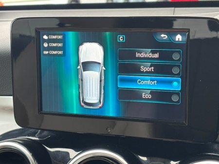 2020 Mercedes-Benz GLC Class 200d Auto [Beige Leather] €36,995 thumbnail