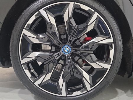 2025 BMW i5 - thumbnail 14