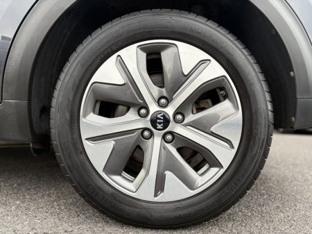 2020 Kia Niro - thumbnail 5