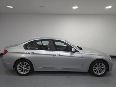 2018 BMW 3 Series - thumbnail 7