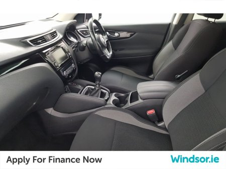 2020 Nissan Qashqai 1.3 PET SE €21,995