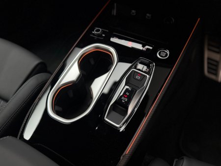 2025 Audi A6 LAUNCH EDITION E-HYBRID QUATTRO €84,990 thumbnail