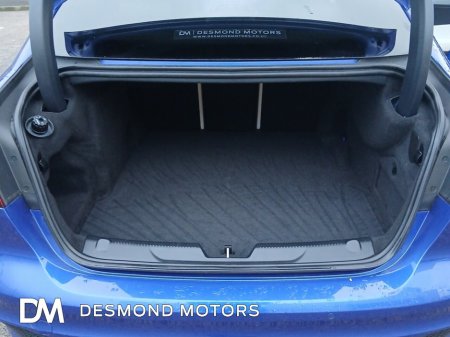 2019 Jaguar XE - thumbnail 15