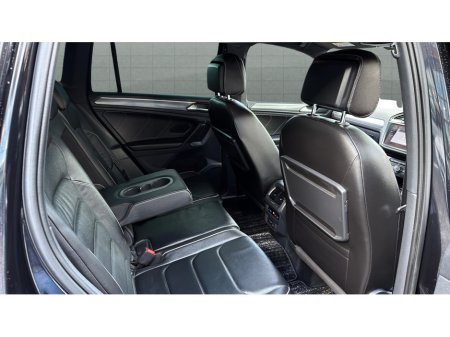 2018 Volkswagen Tiguan - thumbnail 17