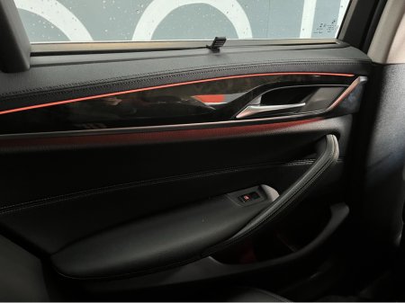 2018 BMW 5 Series - thumbnail 17