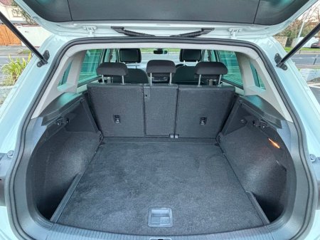 2017 Volkswagen Tiguan SUNROOF 2.0 TDI COMFORTLINE DSG 12 MONTH WARRANTY €22,995 thumbnail