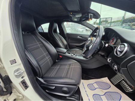 2015 Mercedes-Benz A Class A180  SUNFOOF PANO ROOF - HALF LEATHER HEATED SEATS - REV CAMERA - HI SPEC / SYSTEM LOW ROAD TAX BAND / SIMI DEALER €16,450 thumbnail