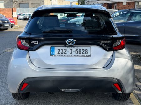 2023 Toyota Yaris - thumbnail 10