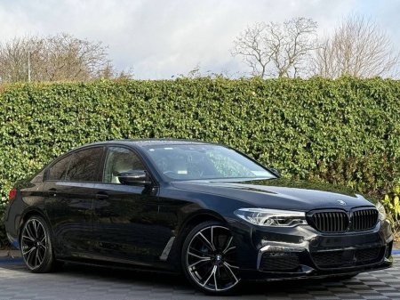 2019 BMW 5 Series 530e M-SPORT COMPETITION 2.0 HYBRID * HUGE SPEC * // VERY LOW MILEAGE // FULL SERVICE HISTORY // LEATHER M-SPORT INTERIOR