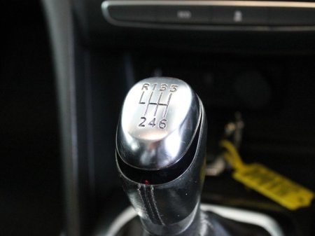 2017 Renault Megane IV ST Sport Tourer Dynamique 5 €12,999 thumbnail