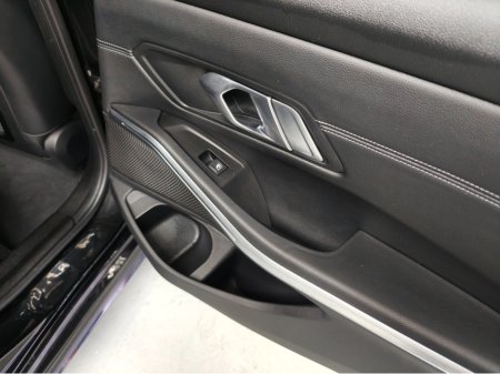 2020 BMW 3 Series 320D X-Drive M-SPORT TOURING 2.0 DIESEL AUTO €30,950 thumbnail