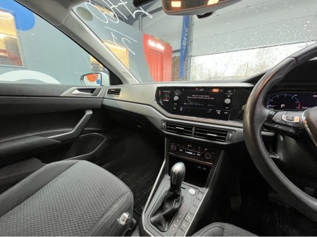 2021 Volkswagen Polo €19950 2021 VOLKSWAGEN POLO TSI CONFORT LINE 1.0 AUTOMATIC / CRUISE CONTROL / REVERSE CAMERA / APPLE CARPLAY AND MORE €19,950 thumbnail