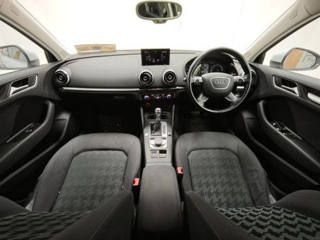 2015 Audi A3 - thumbnail 2