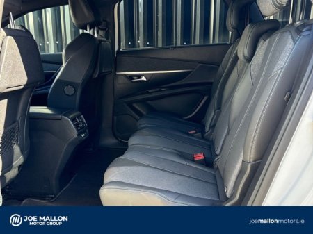 2023 Peugeot 5008 - thumbnail 10