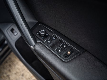 2017 Volkswagen Tiguan 2017 VW Tiguan 2.0d Automatic/High spec/1yr warran €24,888 thumbnail