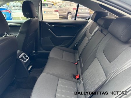 2017 Skoda Octavia - thumbnail 8