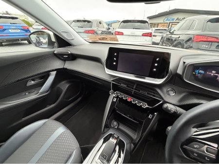 2021 Peugeot 2008 ALLURE - 1.2 PETROL - AUTO - 12M WARRANTY - CAR: 1789 €22,950 thumbnail