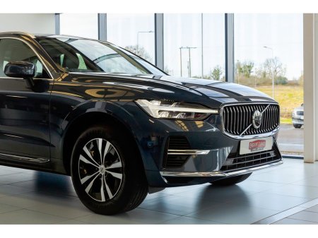 2023 Volvo XC60 - thumbnail 6