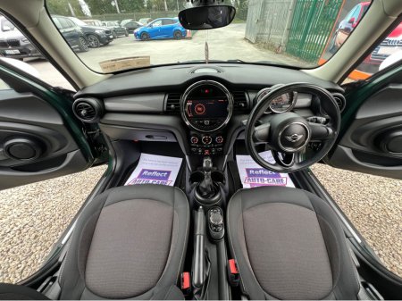 2017 MINI Cooper - thumbnail 12