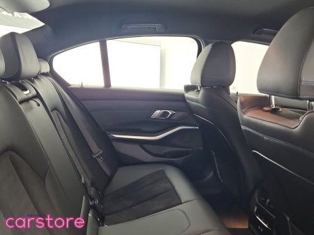 2023 BMW 3 Series 330 E M Sport Auto 330 e M Sport 330 e 292 12kWh PHEV 113BHP /83kw Step Auto Start/Stop €39,880 thumbnail