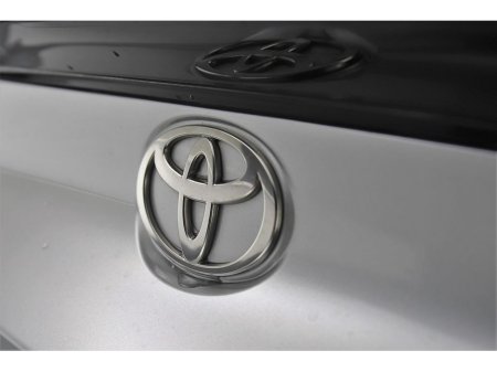 2024 Toyota C-HR - thumbnail 25