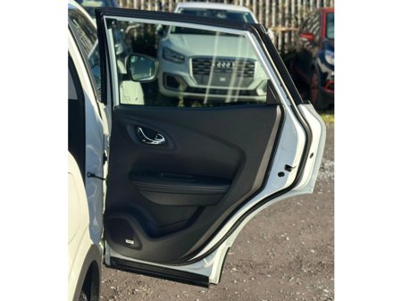 2017 Renault Kadjar 1.2L Petrol Automatic Bose Sound system (6822) €15,995 thumbnail