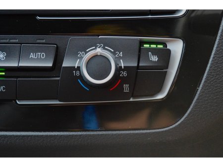 2019 BMW 1 Series 116d SE, Leather Interior, Heated seats thumbnail