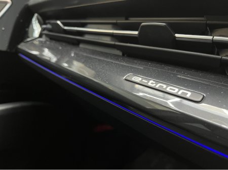 2023 Audi Q4 e-tron - thumbnail 23