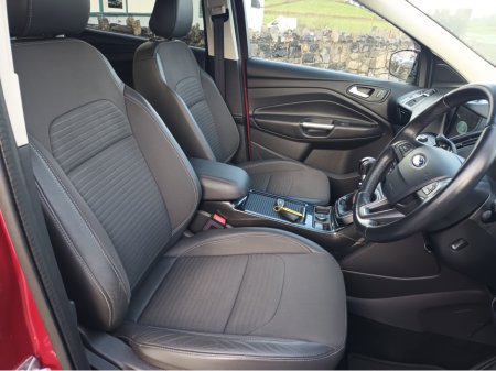 2018 Ford Kuga - thumbnail 8