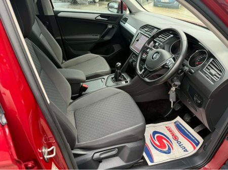 2019 Volkswagen Tiguan - thumbnail 7