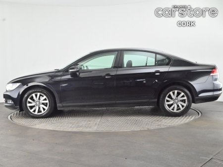 2017 Volkswagen Passat - thumbnail 6